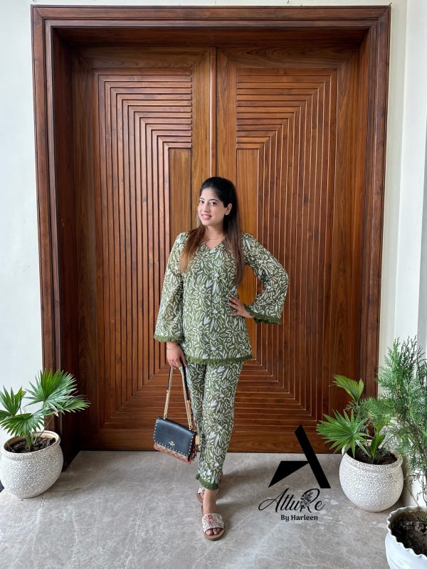 Green Meadow set